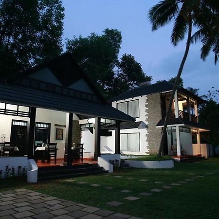 Mayas Beach House Mararikulam Luaran gambar